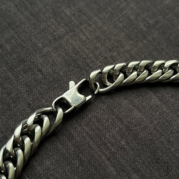 Mens Stainless Steel Double Cuban Link Chain Necklace - Picture 4 of 5